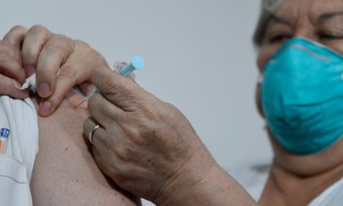 Mađarska ograničava izvješćivanje o cijepljenju