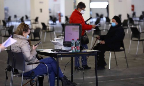 Procurio interni dokument: Većina stanovnika EU cijepit će se do kraja lipnja; među izuzecima je i Hrvatska