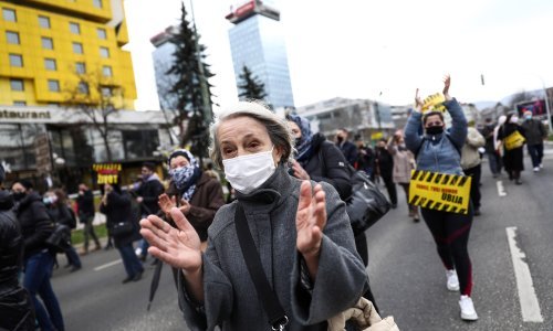 U BiH 444 novozaražena i 78 umrlih, zemlju škokirao slučaj samoubojstva u bolnici