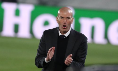 Zinedine Zidane upozorio da Real Madrid još ništa nije osvojio, a posebno se dotakao veznog reda u kojem je opet briljirao Luka Modrić