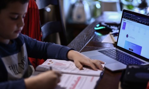 Od ponedjeljka online nastava u 16 županija