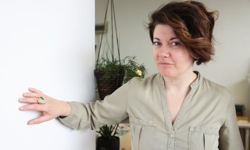 [VIDEO/FOTO] Nakit je njezina preokupacija i životni poziv: Bračanka Petra Markusović stvara prave male umjetničke minijature koje u svakodnevicu unose dašak mora i ljeta