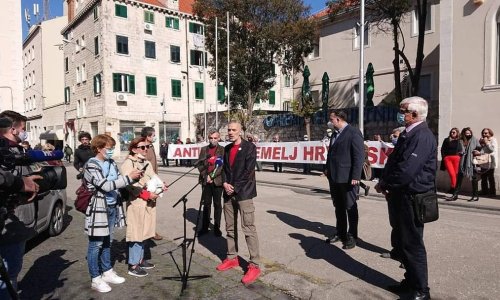 Split: Performans Nove ljevice 'Antifašizam temelj Hrvatske'