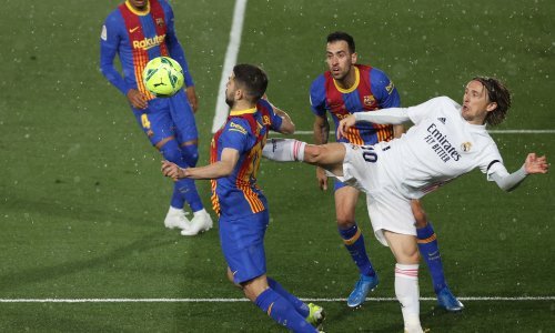 Kako je samo Luka Modrić spustio Gerardu Piqueu; evo što mu je hrvatski kapetan dobacio kod rukovanja da je Barcin stoper pozelenio od bijesa