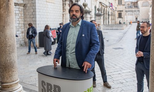 Giljača: Nedostatak vezova riješiti transparentnom objavom postojećih