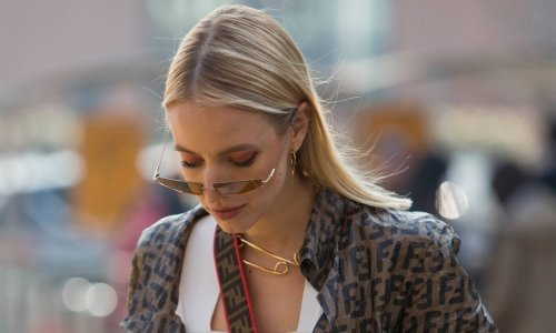 Teško joj je odoljeti: Kultna Fendijeva torbica na modnu scenu vraća se u 20 predivnih novih lica