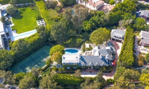 Impresivno imanje Ellen DeGeneres i Portije de Rosi promijenilo je dosta vlasnika, a one su je prodale nakon samo dvije godine