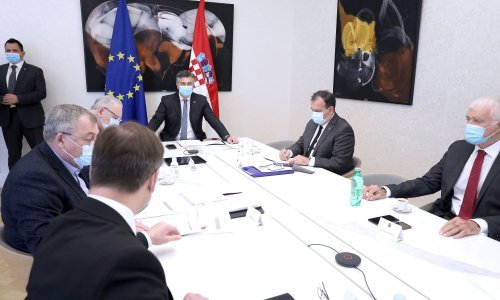 Božinović nakon sastanka Znanstvenog savjeta: Mjere koje danas istječu - produljuju se. Strože mjere moguće po županijama