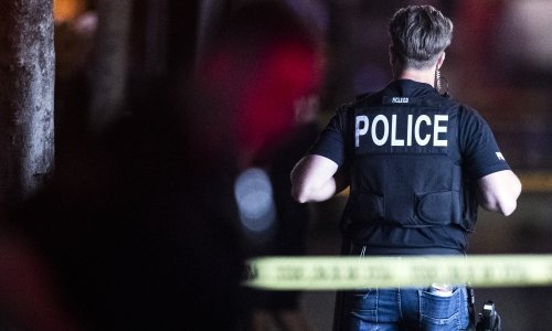 Najmanje 8 mrtvih u pucnjavi u skladištu FedExa u Indianapolisu, napadač počinio samoubojstvo