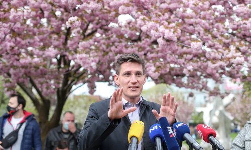 Troskot krenuo u juriš na Zagreb, počeo prikupljati potpise, pa poručio: Bit ću broj jedan grada Zagreba jer nudimo konkretna rješenja