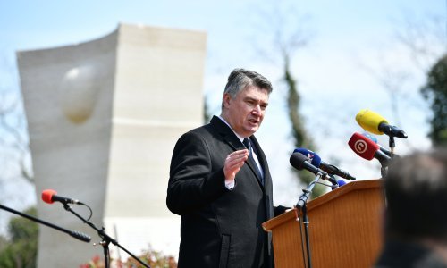 Milanović u Istri: Kaže da je 'glasnogovornik HDZ-a ratni huškač i šovnist', da su Novosti glasilo Vlade, a Beroš da je tu 'da ga se potroši i baci kao ručnik'