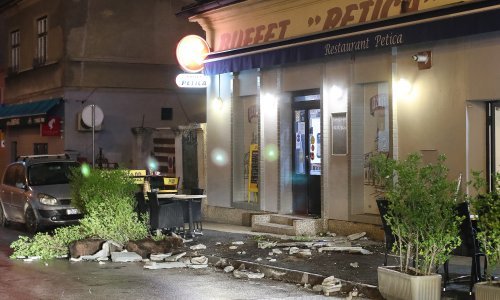 Mercedesom se zabio u terasu restorana u Zagrebu, dvoje ljudi  ozlijeđeno