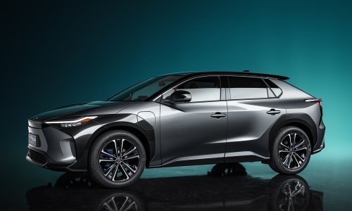 [FOTO/VIDEO] Toyota predstavila koncept bZ4X: Potpuno električni SUV srednje veličine s pogonom na sve kotače