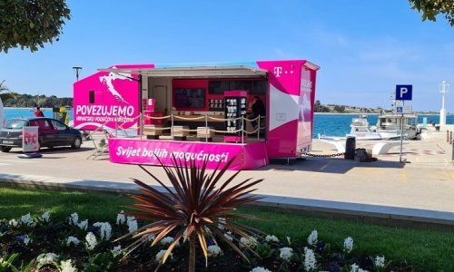 Multimedijalni centar na kotačima ponovno na turneji od Kvarnera do Dalmacije!