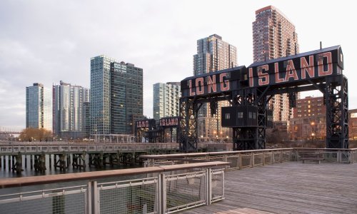 Pucnjava u dućanu na Long Islandu: Jedan ubijen, dvoje ranjenih