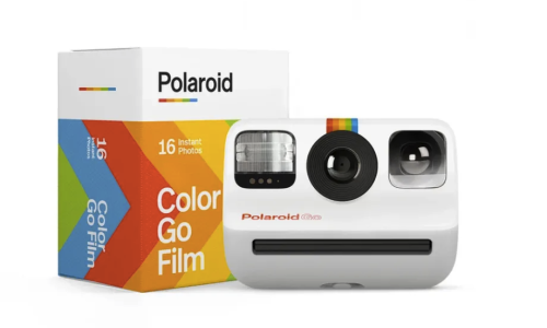 Polaroid predstavio minimalistički analogni fotoaparat Polaroid Go, objavili i cijenu