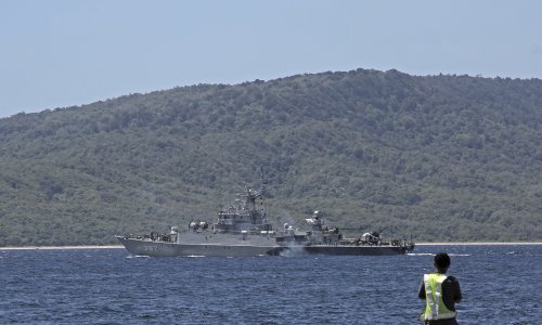 Nema pomaka u traganju za nestalom podmornicom i 53 mornara u Indoneziji