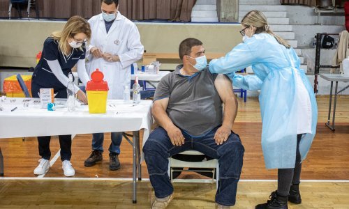 U Dubrovniku počelo cijepljenje turističkih djelatnika