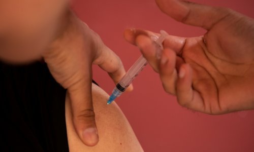 Koordinator za koronavirus Bijele kuće: SAD mijenja smjer pandemije