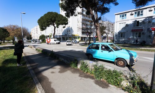 Dječak kojeg su pretukla četvorica huligana ima ozljede unutarnjih organa. Stabilno je i mogao bi uskoro kući