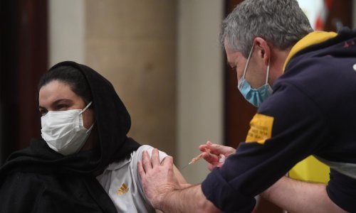 Više od polovine ukupne britanske populacije primilo prvu dozu cjepiva