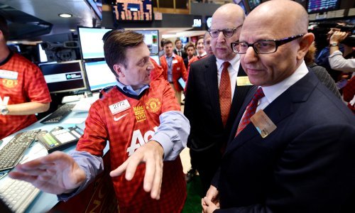 Procurio iznos za koji bi omražena obitelj Glazer prodala Manchester United; najbolje da prvo sjednete...