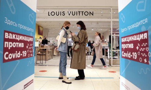 Moskva dijeli skepticima poklon bonove ne bi li se cijepili