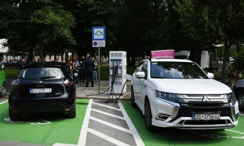 Kreću poticaji za kupnju električnih vozila: Ponuda vozila nikad bogatija, zloglasni 'najbrži prst' otišao je u povijest