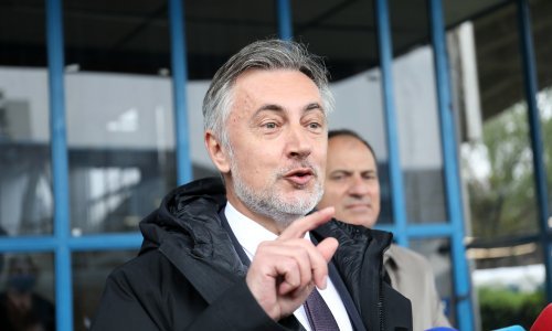 HDZ izvukao Škori stih repera Zizija i zaključio: Jedini smisao njegova postojanja je pomoći ljevici!