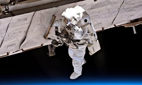 [VIDEO] Praznik za oči: Pogledajte predivne snimke svemirskih šetnji oko Međunarodne svemirske postaje