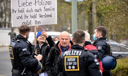 Pokret protivnika mjera u Njemačkoj pod prismotrom tajne službe