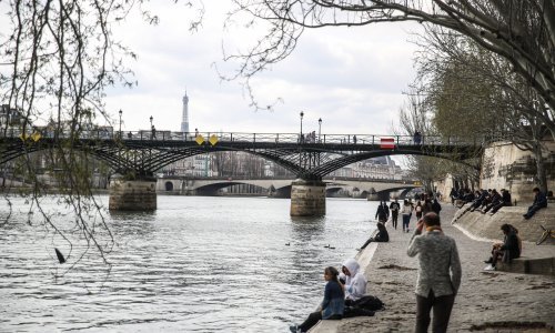 Francusko gospodarstvo oporavit će se do sredine 2022.