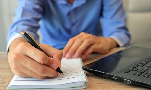 Rad od kuće kao demografska mjera: Nakon godinu dana pandemije, vlast kaže - ne žurimo s izmjenama zakona