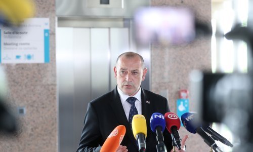 Medved: Očekujem da vojni vrh dođe u Okučane. Nije mi jasno zašto se nedolazak spominje kao opcija