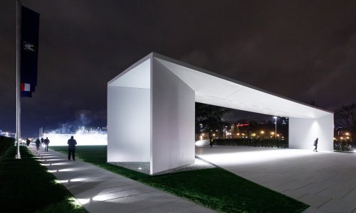 Četiri mjeseca nakon otvaranja spomenik od 35 milijuna kuna već je napukao