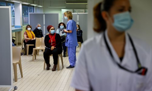 Slučajevi miokarditisa nakon cijepljenja Pfizerom u Francuskoj, veza nije utvrđena