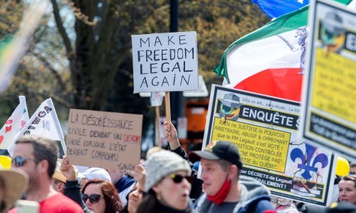 U Montrealu velik prosvjed protiv zaštitnih maski, policijskog sata, 'zdravstvenih putovnica'...