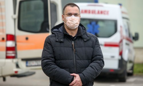 Zamjenik ravnatelja osječkog KBC-a o smrti prerano rođenih blizanaca zaraženih covidom: Borili smo se danima, ali nismo ih uspjeli spasiti