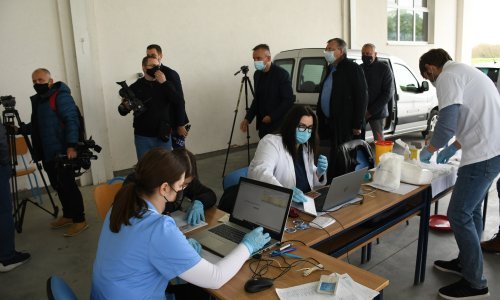 Sve više građana Hrvatske želi se cijepiti protiv koronavirusa; 17 posto izričito odbija cjepivo