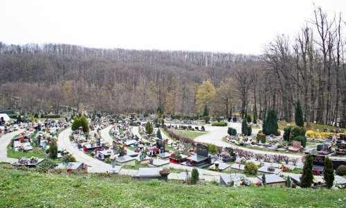 Četiri najveća grada u Hrvatskoj imala su u travnju 2021. do 50 posto više ukopa nego u istom mjesecu lani