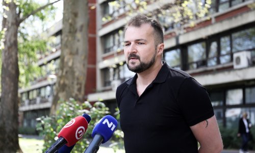 [VIDEO] Povijesna presuda: Svi gej i lezbijski partneri mogu bez straha pristupiti procjeni za posvojenje