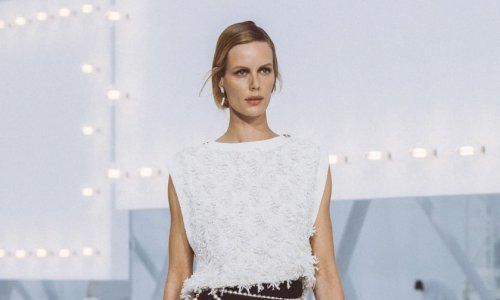 Ovaj modni dodatak 90-ih godina popularizirala je Jennifer Lopez, a sad se vratio na velika vrata