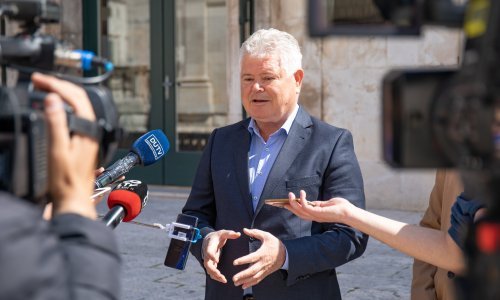 Nakon Vlahušićeve prijetnje tužbom, emisija lokalne tv objavljena cenzurirana