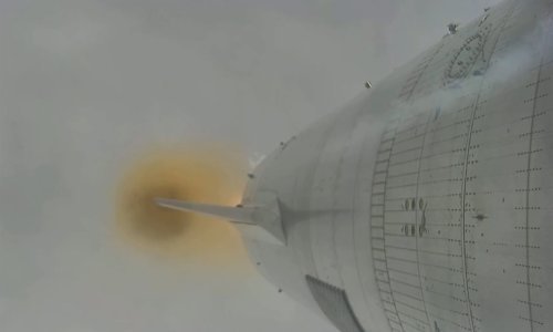 [VIDEO] Ovaj put bez eksplozije: U petom pokušaju SpaceX uspješno prizemljio raketu, ali nije sve prošlo glatko