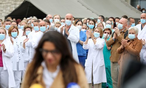Pacijentica na Klinici za tumore opisala stanje u toj bolnici: Zašto gospođa Zadravec misli da bi radije plaćala nju umjesto liječnika koji vrijedno rade?