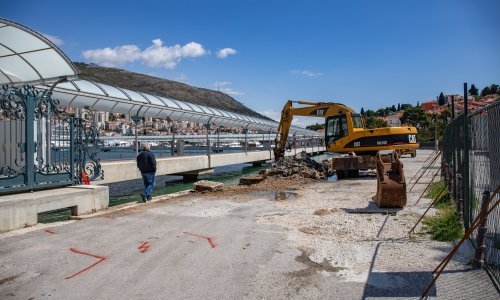 Zabranjeni radovi na Lapadskoj obali u Dubrovniku vrijedni pedesetak milijuna kuna