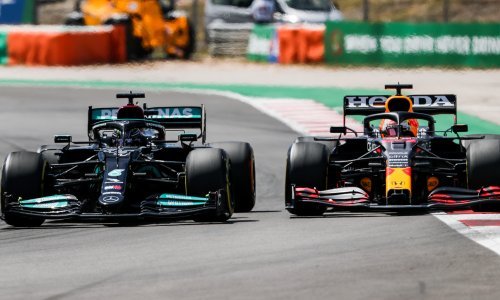 Lewis Hamilton za dlaku nadmašio Maxa Verstappena te ugrabio 'pole position' s kojim je došao do nevjerojatnog jubileja
