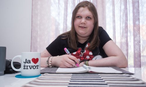 Preminula hrabra Osječanka Ena Šarac koja se borila s nizom bolesti