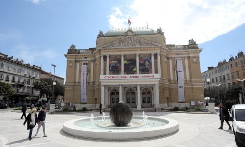 'Čelične magnolije' doživjele premijernu izvedbu u riječkom HNK-u