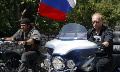 Putinov biograf tvrdi da je šef Kremlja osnovao mrežu boraca radi destabilizacije Zapada